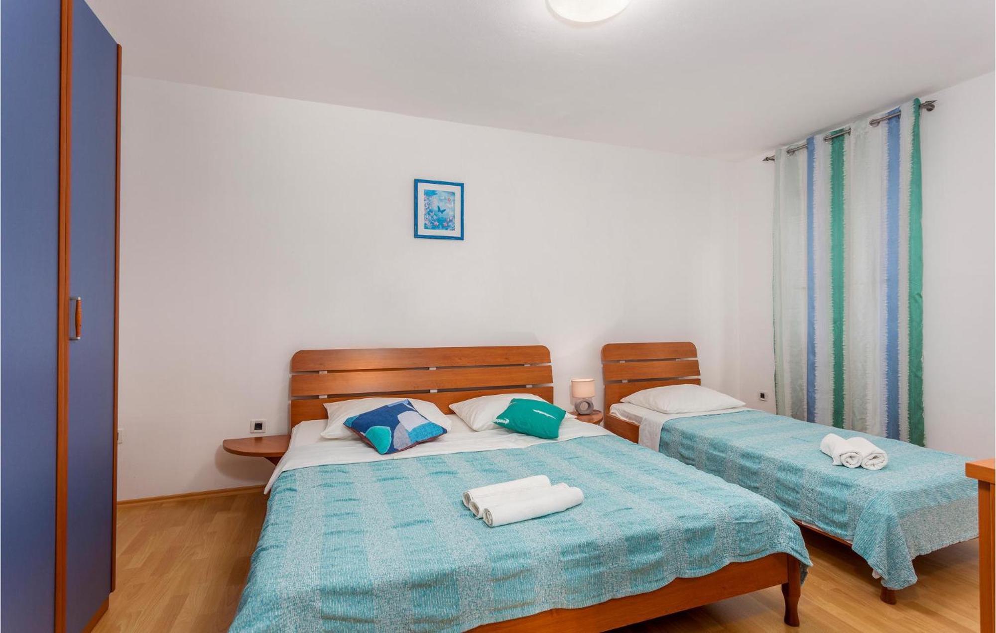 Beautiful Apartment In Pinezici With Wifi المظهر الخارجي الصورة